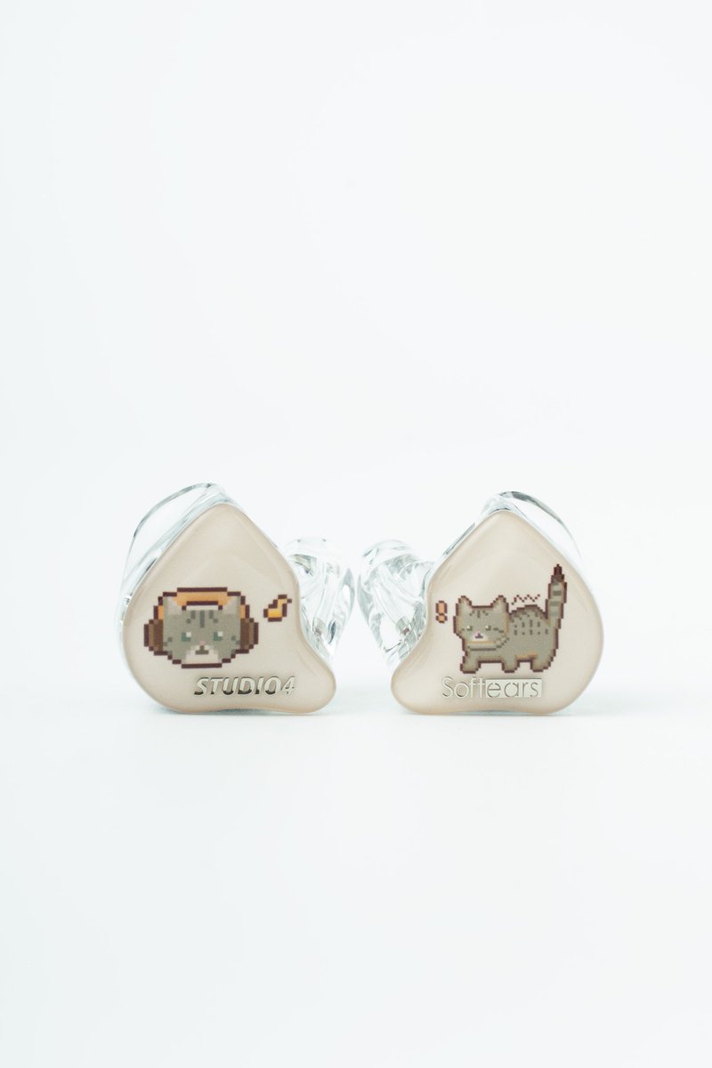 SoftearsIEM's tweet photo. Custom magic meets personal style! ๐พ๐ง
These custom in-ear monitors feature adorable pixel cat art specially provided by our customer โ making this set truly one-of-a-kind.
Model: STUDIO4
Because music should look as good as it sounds๐บโจ
#SoftearsStudio4 https://t.co/mPWUZxDSf1