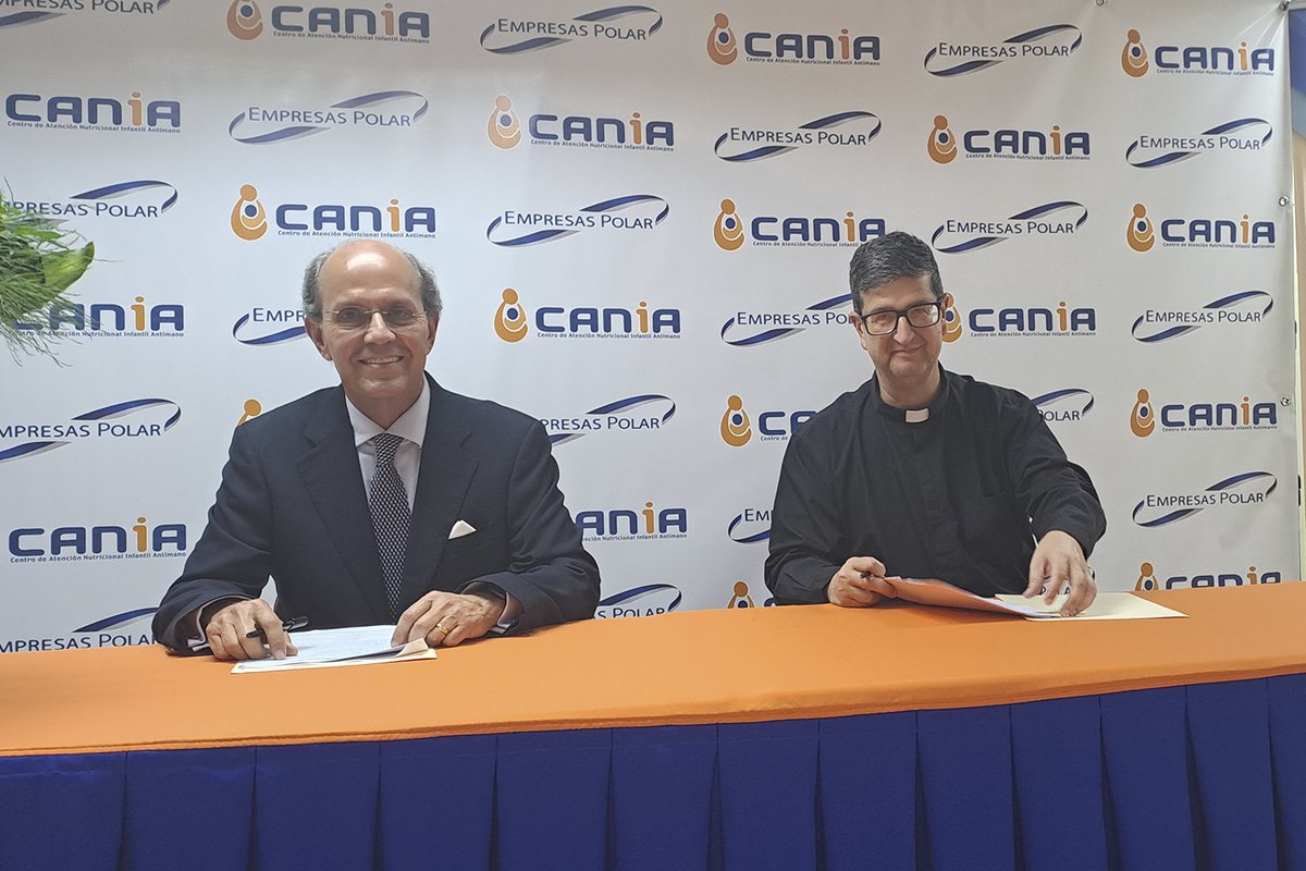 Extensión Social UCAB (@extsocialucab) on Twitter photo La UCAB renovó un convenio con <a href="/CANIAoficial/">CANIA Empresas Polar</a> establecido en 2003 📄🖋️, con el cual se pretende reforzar el trabajo comunitario en la parroquia Antímano.
Las autoridades de ambas instituciones esperan encontrar más áreas de trabajo conjunto 🤝
🔗 goo.su/nORbj La UCAB renovó un convenio con <a href="/CANIAoficial/">CANIA Empresas Polar</a> establecido en 2003 📄🖋️, con el cual se pretende reforzar el trabajo comunitario en la parroquia Antímano.
Las autoridades de ambas instituciones esperan encontrar más áreas de trabajo conjunto 🤝
🔗 goo.su/nORbj