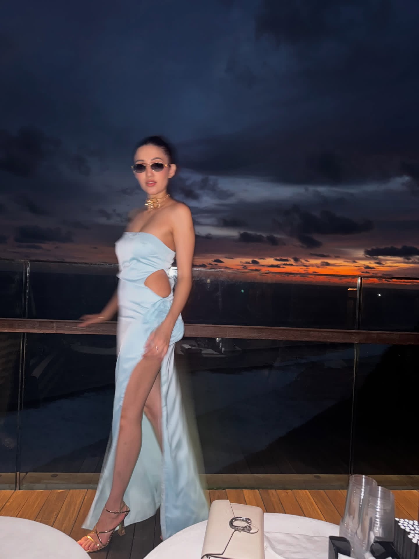 GtAWSkqakAAP0NE?format=jpg&name=large