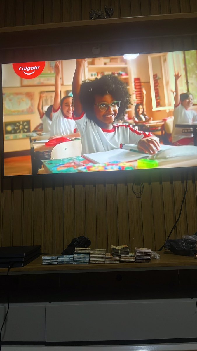 Bom dia, Que Deus abençoe nosso dia🙏🏽😇