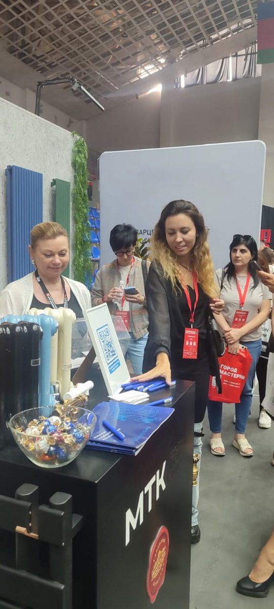 mtk_gr's tweet photo. На прошлой неделе @mtk_gr приняла участие в выставке «Российские дни дизайна и архитектуры» в Краснодаре
Гости стенда познакомились с брендами:
▫️Varmann 
▫️EXEMET
▫️Primoclima
Также прошёл розыгрыш водонагревателей Primoclima IQ
#дизайн #архитектура #отопление #стройка https://t.co/BodKHuvPZD