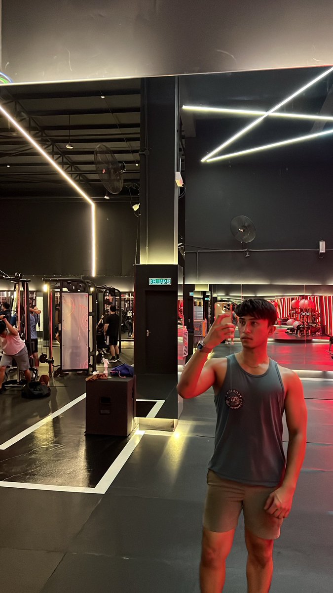 restart. Lama dah tinggal gym.