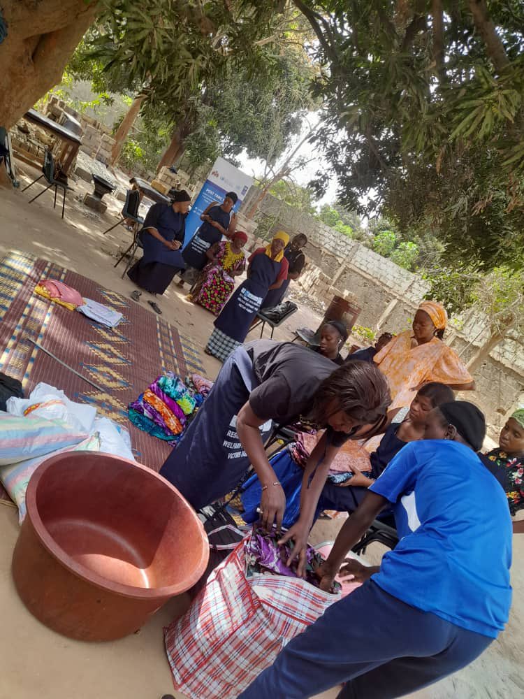 UNDP The Gambia (@undp_thegambia) on Twitter photo 2️⃣5️⃣ youth (16 women, 8 men & 4 children) completed an 8-day sustainable life skills training. The initiative supported survivors of the presidential alternative treatment program’s HIV stigma reduction efforts under the TRRC, with support from <a href="/UNDP_TheGambia/">UNDP The Gambia</a> & <a href="/ONU_Droits_BRAO/">ONU Droits de l'Homme - Afrique de l'Ouest</a> 2️⃣5️⃣ youth (16 women, 8 men & 4 children) completed an 8-day sustainable life skills training. The initiative supported survivors of the presidential alternative treatment program’s HIV stigma reduction efforts under the TRRC, with support from <a href="/UNDP_TheGambia/">UNDP The Gambia</a> & <a href="/ONU_Droits_BRAO/">ONU Droits de l'Homme - Afrique de l'Ouest</a>