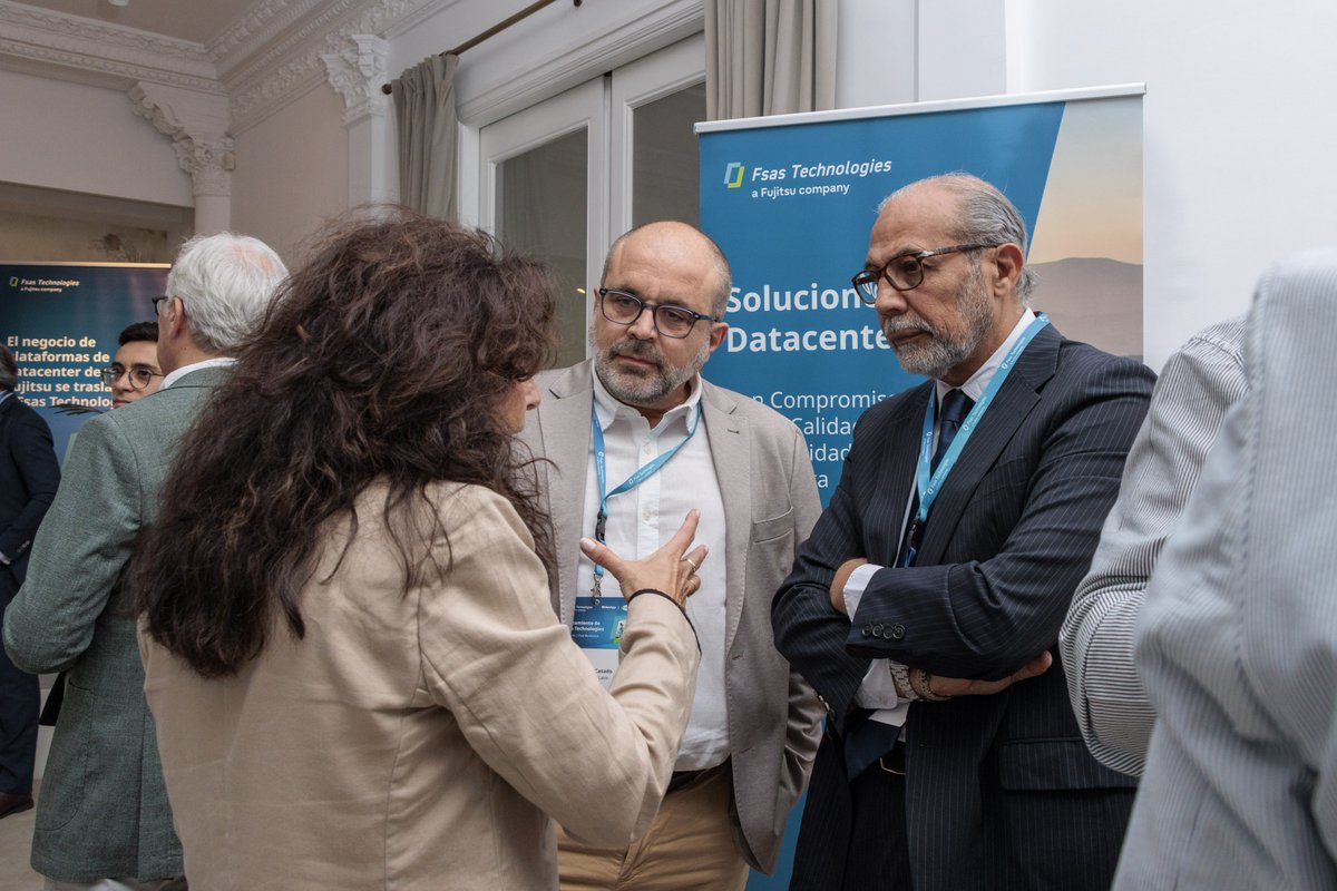 VirtualCable_'s tweet image. ✨La semana pasada acompañamos a nuestro Partner Platinum en el lanzamiento de #FsasTechnologies – a #Fujitsu company.

👩‍💻Un paso firme hacia el futuro del #DigitalWorkplace, con #UDSEnterprise como parte de su porfolio hybrid cloud.

¡Muchas gracias por contar con #VirtualCable!