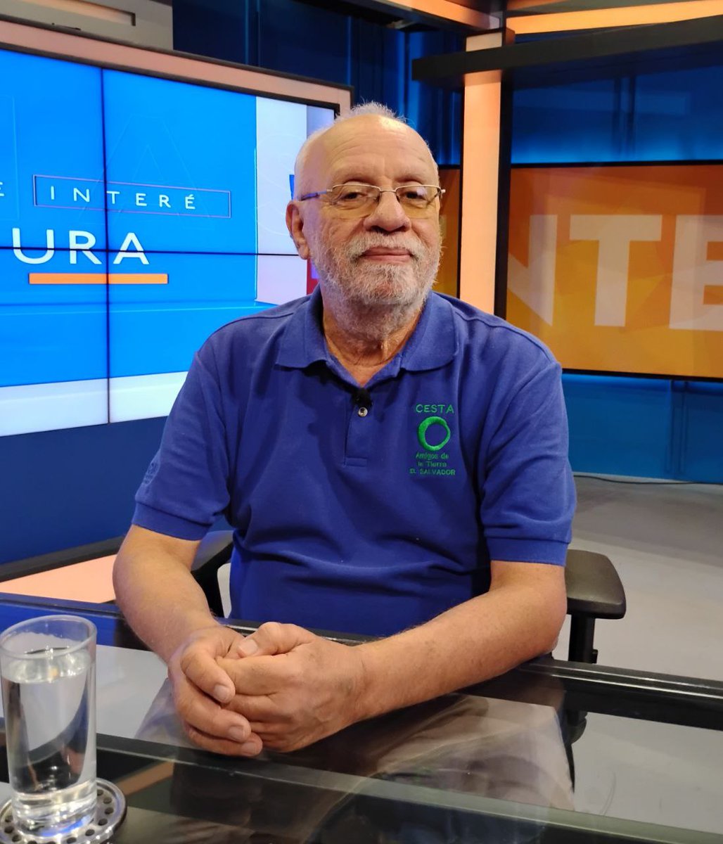 Dr. Ricardo Navarro, presidente del Centro Salvadoreño de Tecnología Apropiada (CESTA): "Nosotros propusimos a la Asamblea Legislativa, hace más de 2 años, una pieza de correspondencia para reducir el plástico desechable... ni siquiera la discutieron. Esto es terrible".