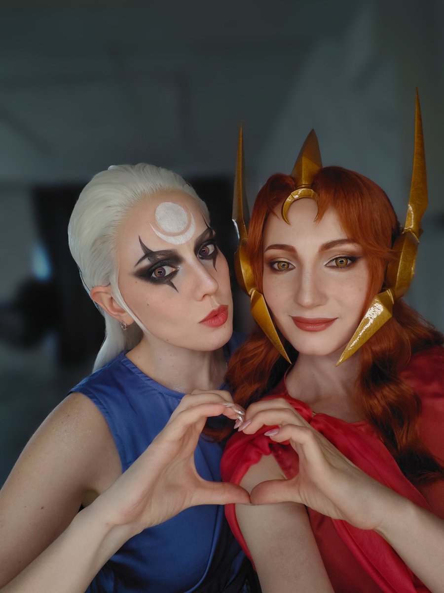 Leona and Diana from League of legends ✨
We finally did it!
#leodia #LeagueOfLegends #cosplay