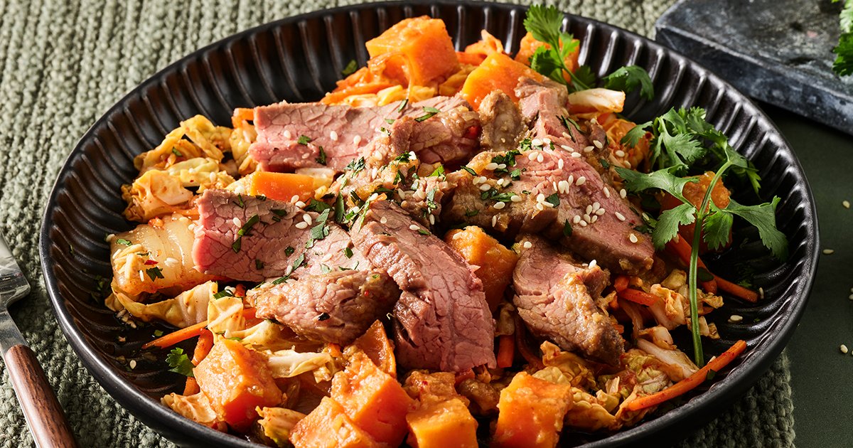 Quick, easy, and packed with flavor! This Air Fryer Korean Beef is gluten-free and perfect for keeping your wellness goals on track, especially after a workout.

Recipe: ohiobeef.org/recipes/recipe…

#HealthyEats #KoreanBeef #AirFryerRecipes #beef