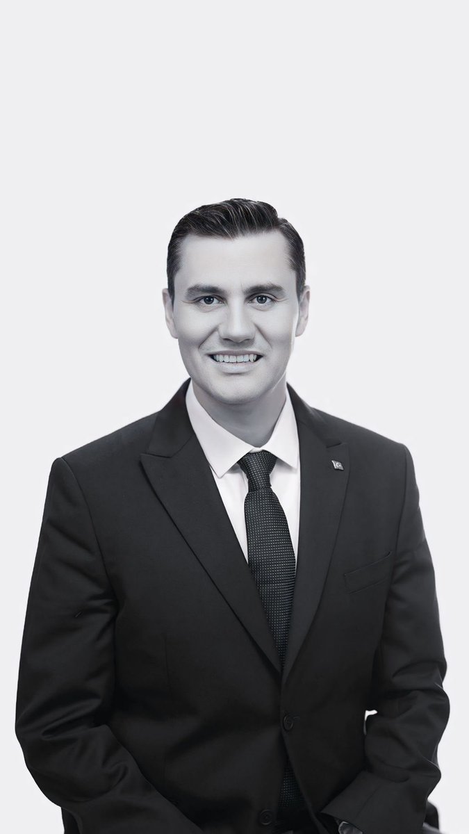 Bu nasıl bir adaletsiz dünya! Genç, iyi, faydalı, çalışkan, adaletli insanların ölümü çok yakıcı, çok yıkıcı, çok üzücü...