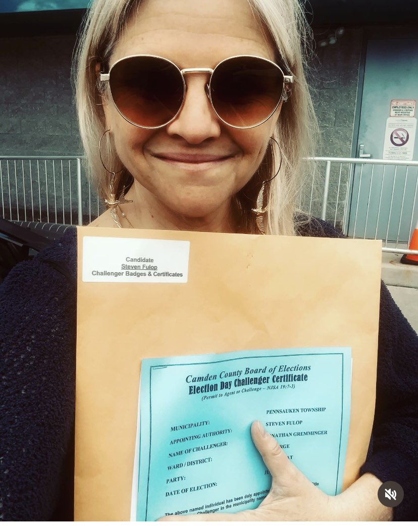 delany_kate's tweet photo. It’s Election Eve! Just picked up all the Camden County challenger badges for the Fulop campaign. Let’s do this! Fulop for Governor! Democrats for Change for State Assembly! Vote for a better South Jersey! #fulopforgovernor #voteforchange #unplugthemachine https://t.co/NuYROCkOg6