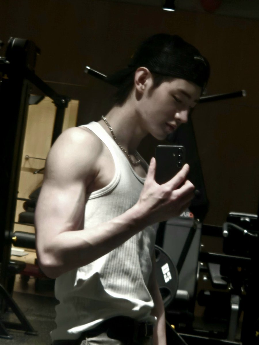 luiveo's tweet image. 