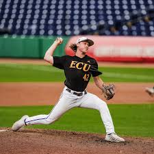 College Sports Hub tweet media