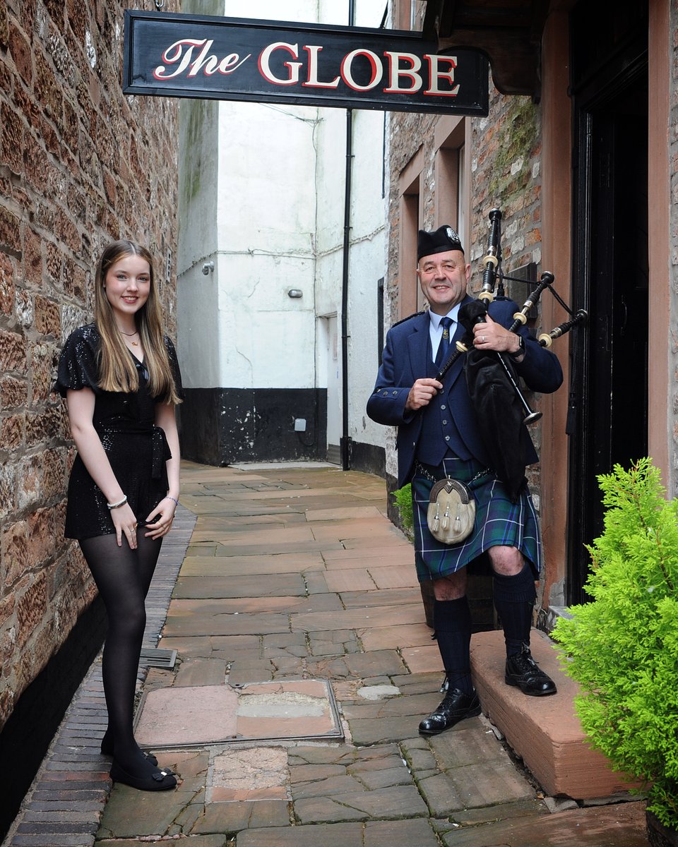 Step into history and immerse yourself in the spirit of Robert Burns at his favourite haunt. The Globe Inn  invites you to a truly unique "Summer Burns Celebration" on Saturday, 19th July with Callum Watson &amp; Tess Harper.
Prepare for an enchanting evening where exceptional music,