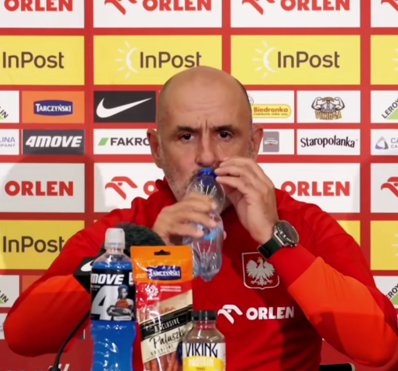 trener wczorajszy po libacji alkoholowej z Prezesem <a href="/zerotituli1948/">Kulesza OUT</a>
