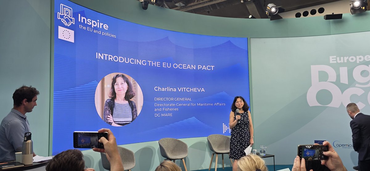 EU for enhanced ocean governance & observation (@eu4oceanobs) on Twitter photo We're moving into the Presentation of the EU Ocean Pact at the #EUDigitalOceanPavilion with <a href="/EU_MARE/">EU Maritime & Fish</a> <a href="/defis_eu/">EU Defence and Space</a> <a href="/EUScienceInnov/">EU Science & Innovation 🇪🇺</a> <a href="/EU_Partnerships/">EU International Partnerships 🇪🇺</a>
First up Charlina Vitheva Director General of DG MARE gives us an introduction to the new EU #OceanPact
#EUOceanPact #UNOC #UNOC3 We're moving into the Presentation of the EU Ocean Pact at the #EUDigitalOceanPavilion with <a href="/EU_MARE/">EU Maritime & Fish</a> <a href="/defis_eu/">EU Defence and Space</a> <a href="/EUScienceInnov/">EU Science & Innovation 🇪🇺</a> <a href="/EU_Partnerships/">EU International Partnerships 🇪🇺</a>
First up Charlina Vitheva Director General of DG MARE gives us an introduction to the new EU #OceanPact
#EUOceanPact #UNOC #UNOC3