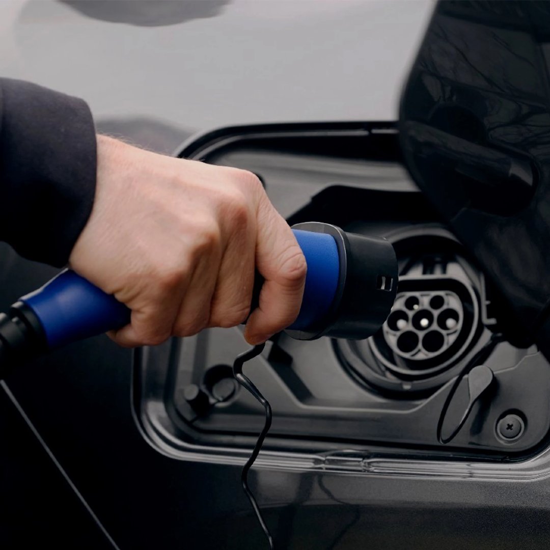 ¿Sabías que cargar tu coche #híbrido #enchufable #Toyota tiene varias opciones? ⚡

 Desde cargarlo en casa hasta encontrar estaciones públicas. Descubre todo lo que necesitas saber aquí 👉

bit.ly/CargaHibridoEn…