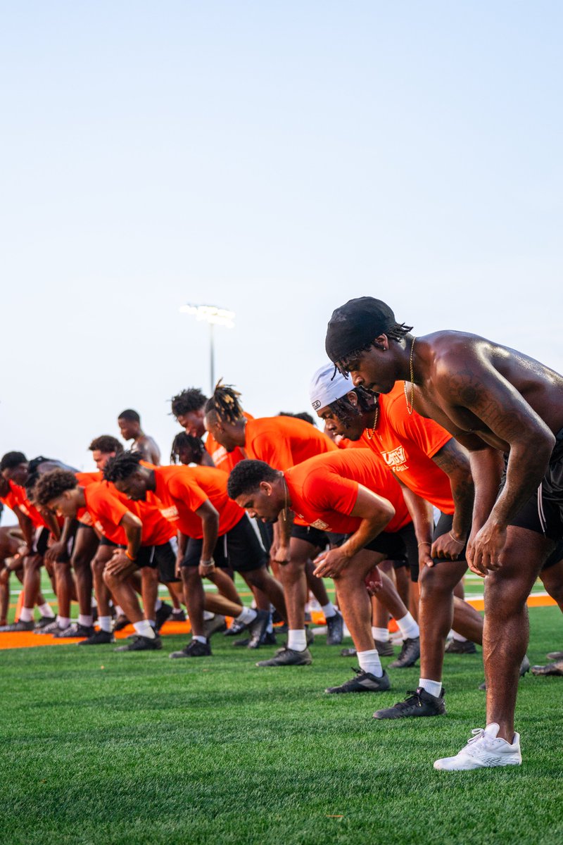 UTRGV Football tweet media