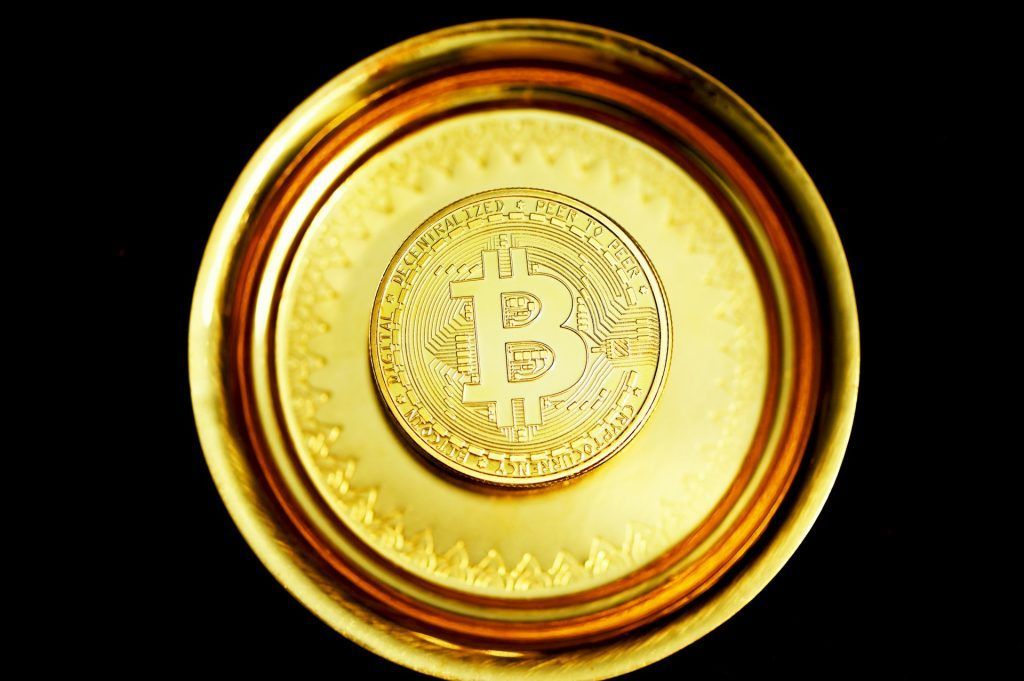 New Post: Trump Signs Order to Establish First U.S. Bitcoin Reserve wealthtrainingcompany.com/trump-bitcoin-…