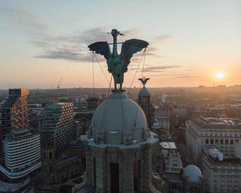 An iconic #office destination in a world-renowned location, offering an inspirational and unrivalled business environment.

Ready to make The Royal Liver Building your new business home?

#liverpool #workplace