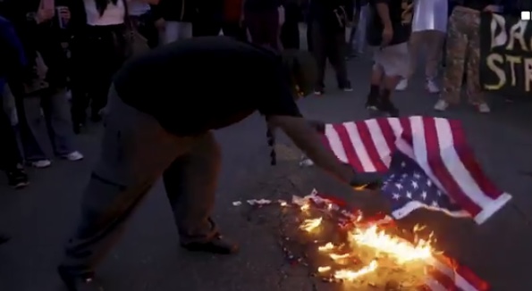 Los Angeles Riots and Protests Witness US Flags Spat On and Burnt (Newsom Rhetoric) moderntokyotimes.com/los-angeles-ri… MODERN TOKYO TIMES <a href="/RoninJayMTT/">Jay Ronin</a>  #LosAngeles #Riots #US #Trump #NewsomRiots #べいこく #米国