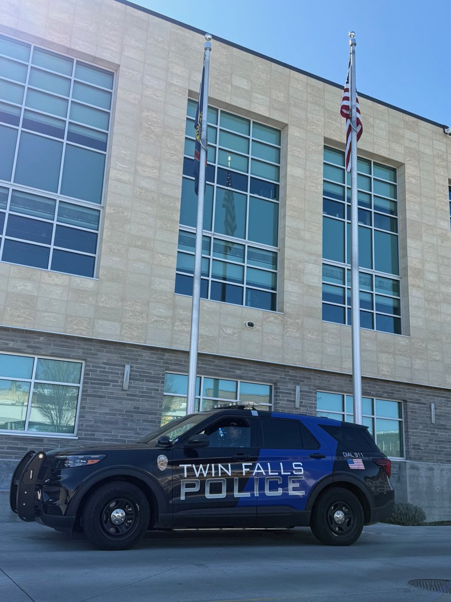 🌅 Good Morning, Twin Falls! 🌅

Happy Monday! We hope your week is off to a bright and safe start. Let’s work together to make it a productive and secure week for everyone.

Stay safe and enjoy the day!

#HappyMonday #GoodMorning #SafeWeek #TwinFallsPD #TFPD