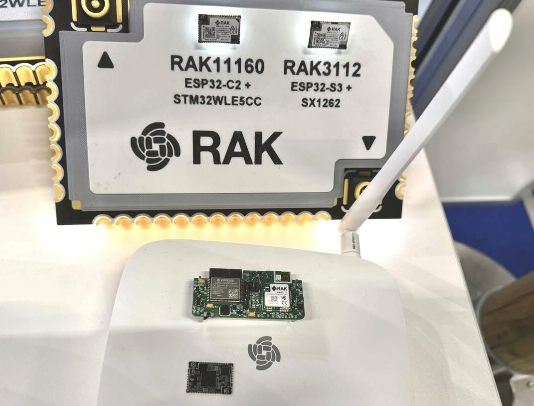 CNX Software (@cnxsoft) on Twitter photo .<a href="/RAKwireless/">RAKwireless</a> RAK11160 is a low-cost LoRaWAN, WiFi 4, and Bluetooth LE pairing an ESP32-C2 (ESP8684) wireless MCU with an STMicroelectronics NV STM32WLE5 LoRa SoC.
cnx-software.com/2025/06/09/6-5…
It's programmable with the RUI3 framework for STM32WL + ESP-IDF, or the Arduino IDE for .<a href="/RAKwireless/">RAKwireless</a> RAK11160 is a low-cost LoRaWAN, WiFi 4, and Bluetooth LE pairing an ESP32-C2 (ESP8684) wireless MCU with an STMicroelectronics NV STM32WLE5 LoRa SoC.
cnx-software.com/2025/06/09/6-5…
It's programmable with the RUI3 framework for STM32WL + ESP-IDF, or the Arduino IDE for