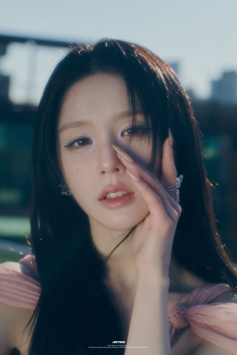 ARTMS <Club Icarus>
2025.06.13 1 PM KST

B ver.2 HeeJin

Pre-save on Spotify bit.ly/4kQCNgL
Pre-save on Apple Music bit.ly/45sPtWi
Pre-save on Amazon bit.ly/3HjZf32

#ARTMS #아르테미스 #OURII
#HeeJin #희진
#Club_Icarus