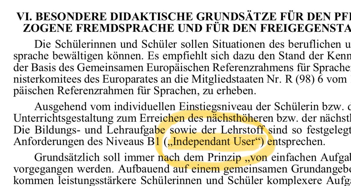 Aus dem Lehrplan der Landesberufsschule Vorarlberg.

Zwei englische Worte mit 50% Fehlerquote ;-)