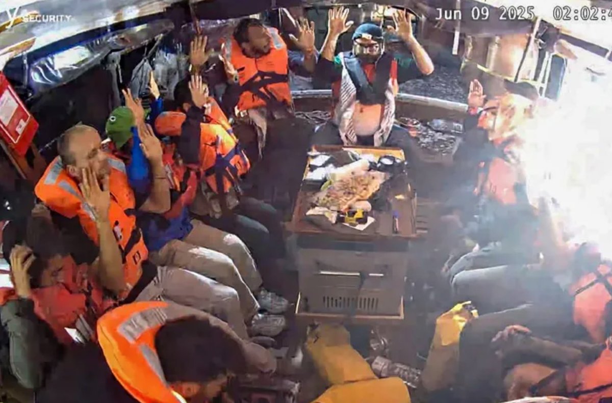 CANIntl's tweet image. Climate Action Network strongly condemns Israel’s armed seizure of the Madleen on its humanitarian mission to deliver food, medicine - and hope - for Gaza’s starving population.

We call for the immediate release of all the activists arrested: 
climatenetwork.org/2025/06/09/bre…