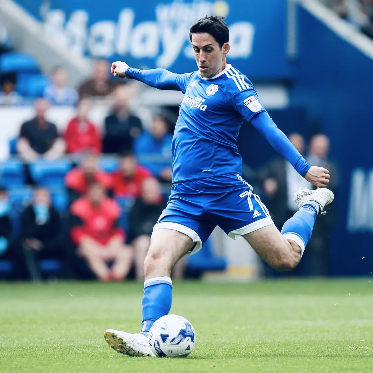 The ridiculous consistency of Peter Whittingham.

He averaged a goal or an assist every 2.5 Championship games.

That’s despite playing nearly 400…

The greatest player in Championship history.