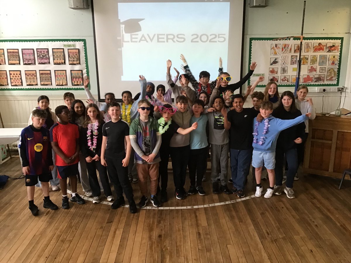 Primary 7: We have had a brilliant day! Tubing, skiing and an (indoor) beach party!! Thank you, it has been fun!
