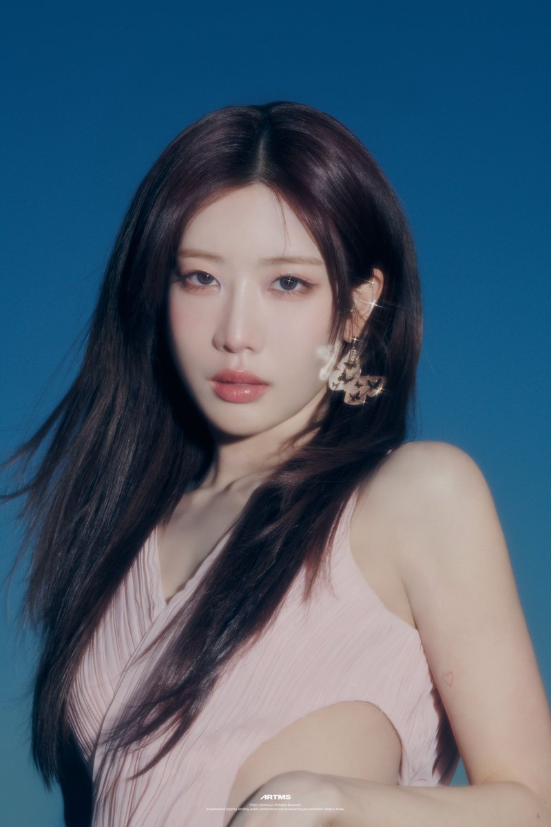 official_artms's tweet photo. ARTMS <Club Icarus>
2025.06.13 1 PM KST

B ver.2 Kim Lip

Pre-save on Spotify https://t.co/wPy3plMwgn
Pre-save on Apple Music https://t.co/Pp6Bdpy2Z0
Pre-save on Amazon https://t.co/ynM00R6K85

#ARTMS #아르테미스 #OURII
#KimLip #김립
#Club_Icarus https://t.co/XWwvC2iVyL