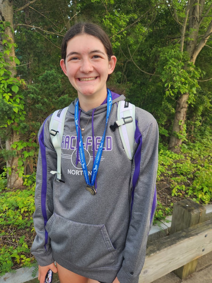 All -State Champion ‼️

Congratulations to Zoe Santos on winning the All-State Championship in the High Jump (5’7) !! And a new School Record too

Zoe will be competing in the Heptathalon this week too!!