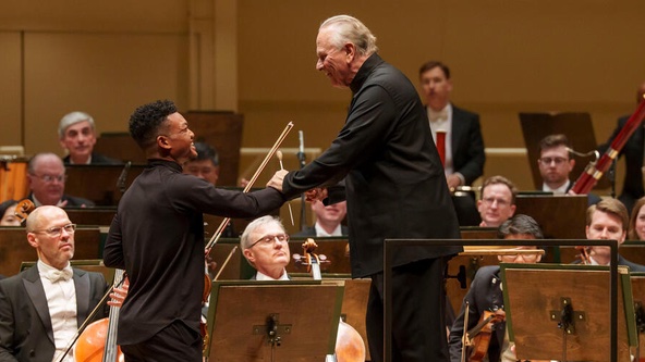 Primo Artists (@primoartists) on Twitter photo 🎻 <a href="/RandallGoosby/">Randall Goosby</a> making his @ChicagoSymphony debut with conductor Sir Mark Elder performing Price’s Violin Concerto No. 2 at Orchestra Hall last week!
📸: Todd Rosenberg @ToddRPhoto 🎻 <a href="/RandallGoosby/">Randall Goosby</a> making his @ChicagoSymphony debut with conductor Sir Mark Elder performing Price’s Violin Concerto No. 2 at Orchestra Hall last week!
📸: Todd Rosenberg @ToddRPhoto
