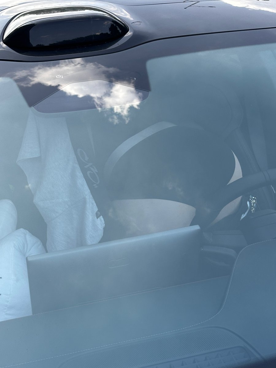 谁跟我穿一样内裤？