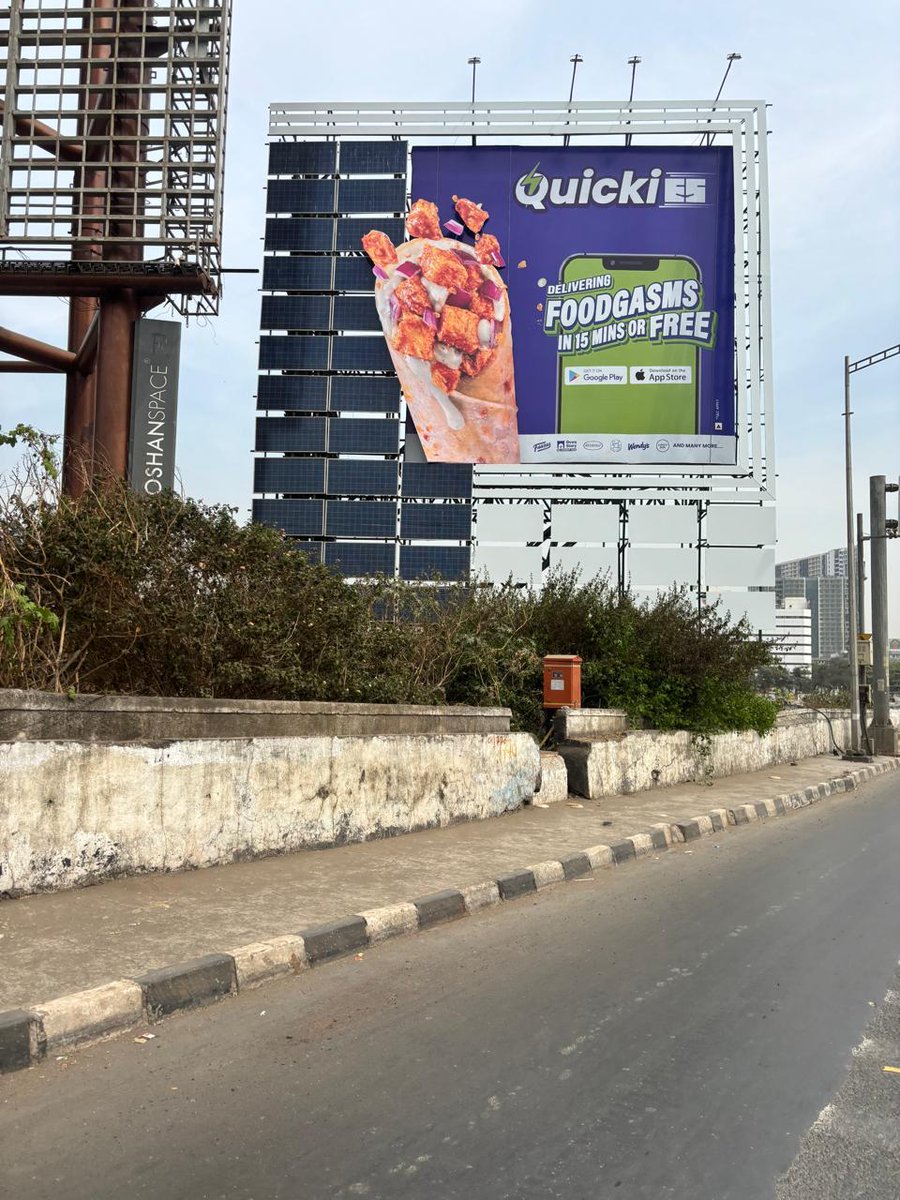 BrandmoversIN's tweet photo. We chose foodgasms over food deliveries this Valentine’s for an epic outdoor campaign with Quickies!

Our in-house troublemakers were responsible for strategizing and creatively executing this riot of a campaign in Mumbai. https://t.co/LxYg3AwaVv