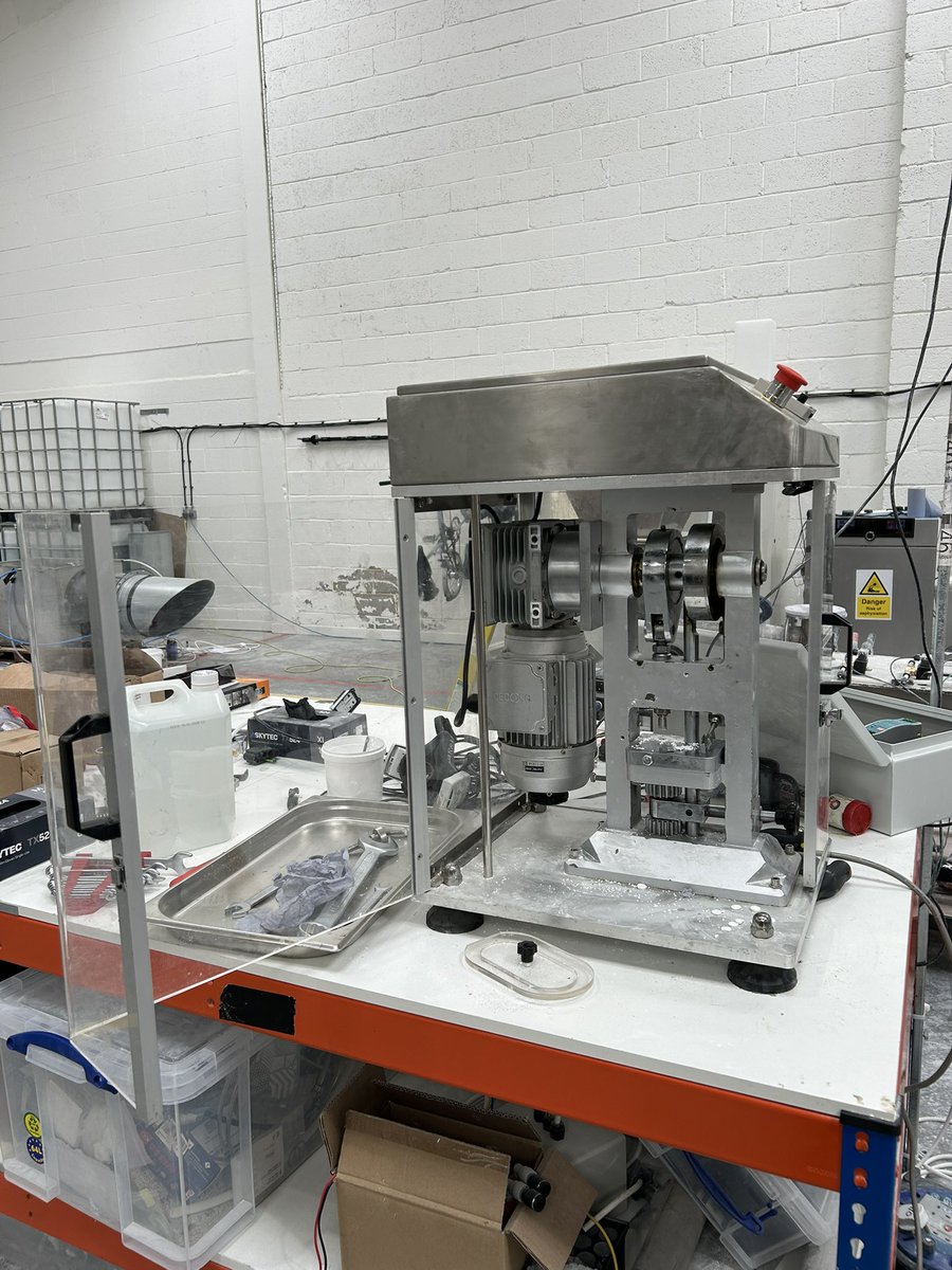 harveyhodd's tweet image. New testing hardware at HQ