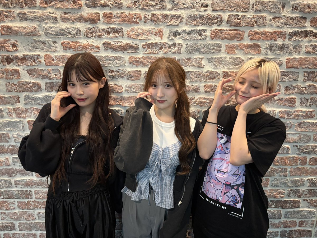 この後24時から📻 ￣￣￣￣￣￣￣ 🍬CANDY TUNEの