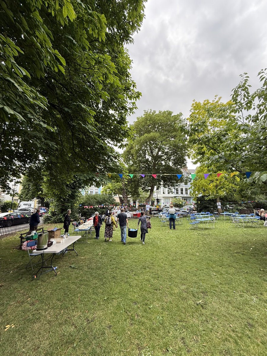 iLovePrimroseHill (@primrosehillhub) on Twitter photo iLPH enjoyed the #SummerGardenParty yesterday held by <a href="/PrimroseHill_CC/">Primrose Hill Community Association</a>. #SummerGardenParty #PrimroseHillCommunityAssociation #ChalcotSquare #PrimroseHill #livemusic #Food #Drink iLPH enjoyed the #SummerGardenParty yesterday held by <a href="/PrimroseHill_CC/">Primrose Hill Community Association</a>. #SummerGardenParty #PrimroseHillCommunityAssociation #ChalcotSquare #PrimroseHill #livemusic #Food #Drink