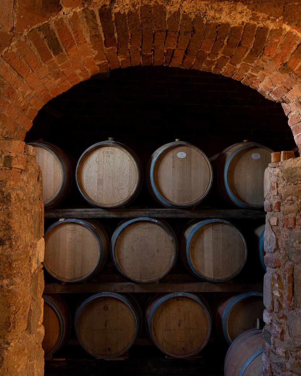 OperaWine (@myoperawine) on Twitter photo Thank you to <a href="/TenSettePonti/">Tenuta Sette Ponti</a> for taking part at OperaWine 2025!
#OperaWine #winespectator #Vinitaly2025 Thank you to <a href="/TenSettePonti/">Tenuta Sette Ponti</a> for taking part at OperaWine 2025!
#OperaWine #winespectator #Vinitaly2025
