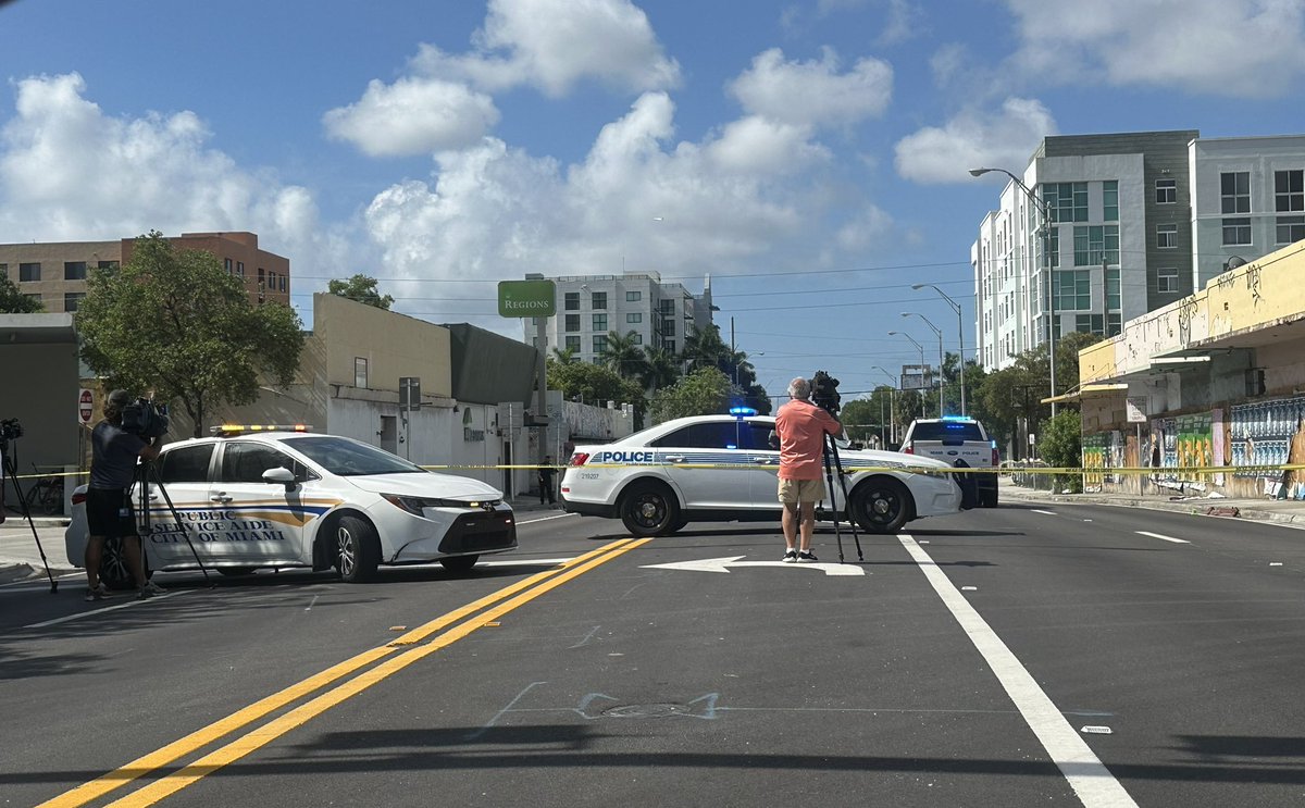 TRAFFIC ADVISORY: PIO is on scene at NW 7 Avenue between 58 - 62 Street due to a traffic crash investigation. Please continue to seek alternative route until further notice. KD