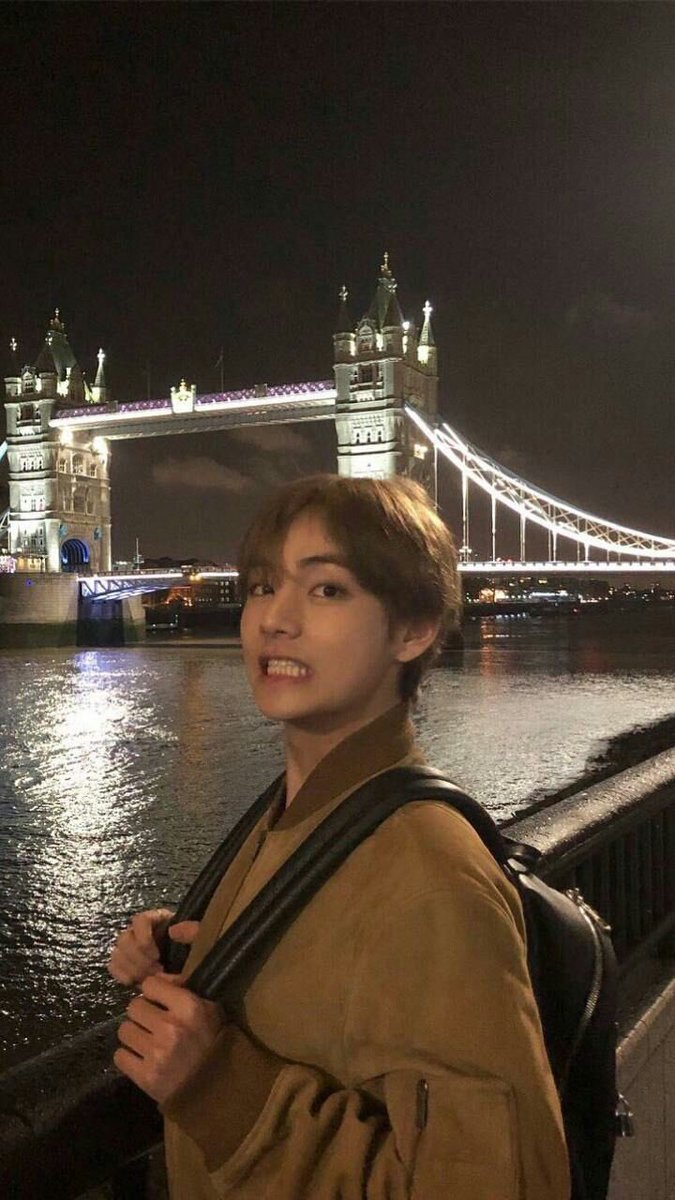 A35860981's tweet photo. #รอแทฮยองกลับบ้าน Last Day 💜
#BTSV @bts_bighit @BTS_twt https://t.co/bIt2TTHOR2