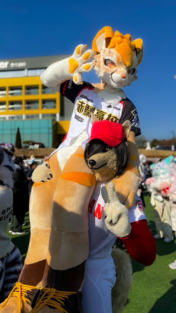 <a href="/cheetah_paws/">⚡️CheetahPaws 獵豹爪⚡🔜UTFG, Confuror, FUVE</a> yay✌️