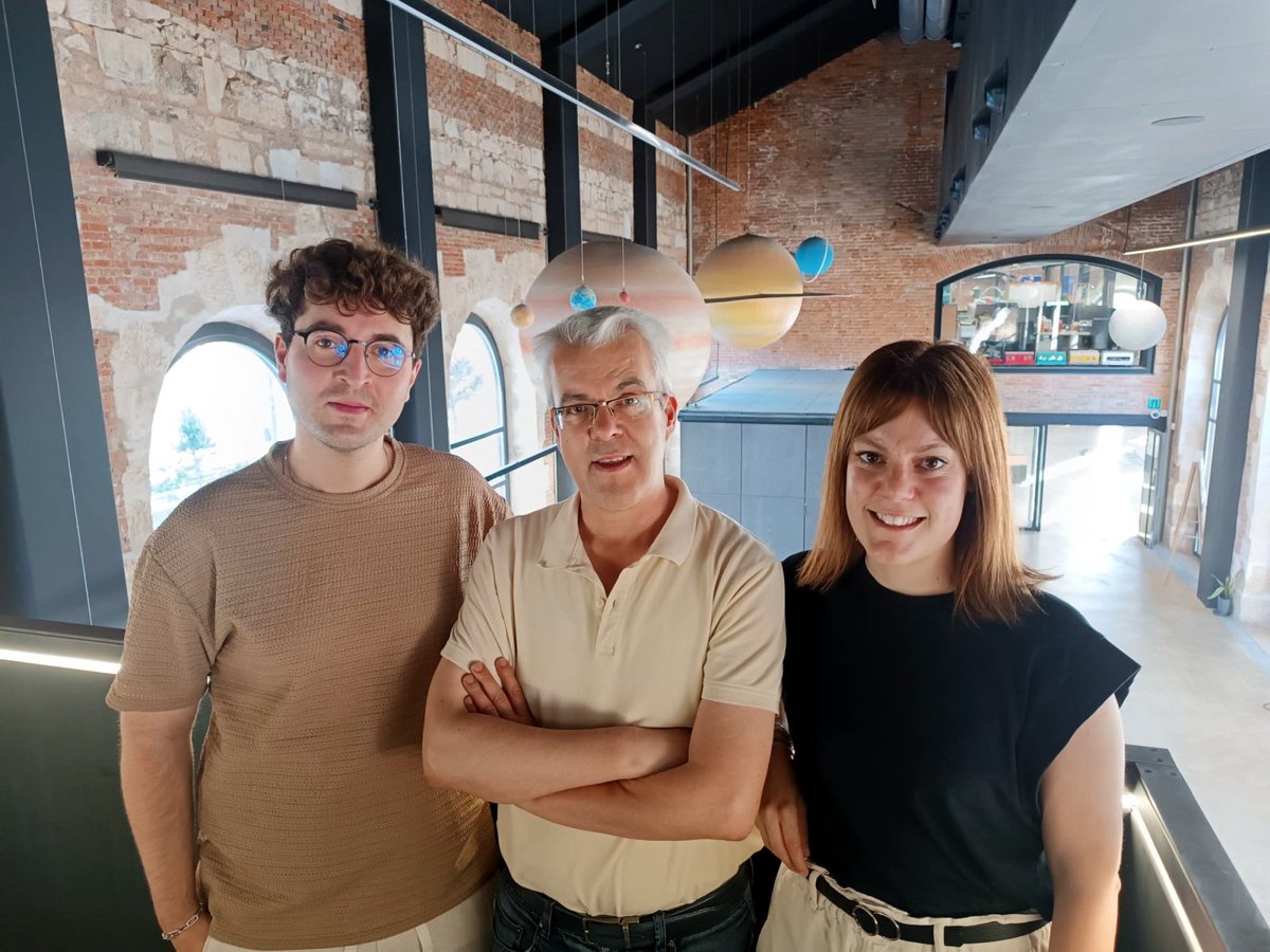 Los Premios Scientix STEM Discovery Campaign 2025 han reconocido la propuesta “Física y química más allá de la teoría”, elaborada por egresados de la UBU, con el Premio Scientix para Organizadores.

ubu.es/noticias/egres…
#SDC2025