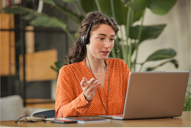 How to manage customer complaints without escalating the situation ringcentr.al/4e0lEiq