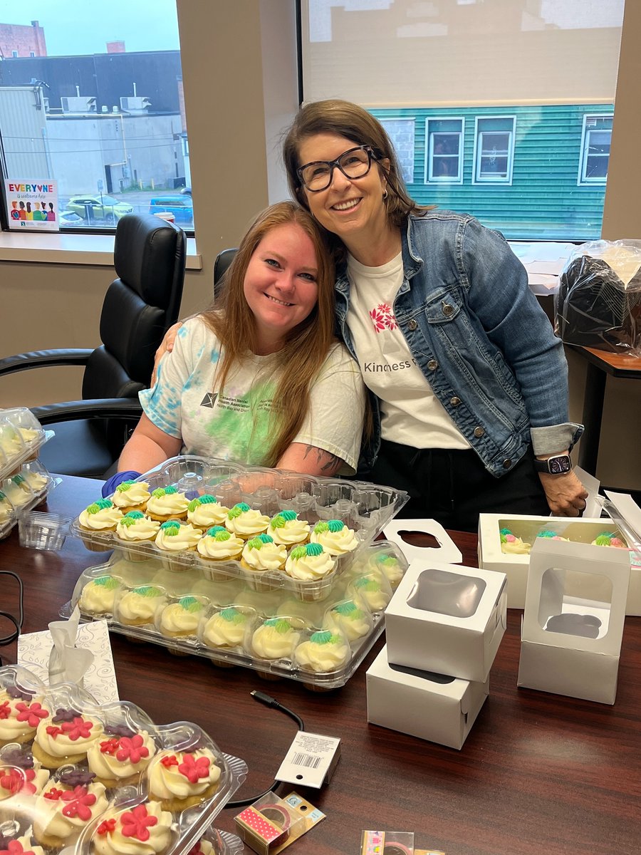 KindnessNorth's tweet photo. Our Kindness Cupcake Crews are preparing to sprinkle kindness across the city this morning!
#KindnessNorth @CMHANBD https://t.co/zjdrJXpqwl