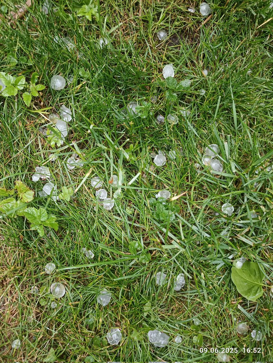 Град прошел. 
#инфотвит ))