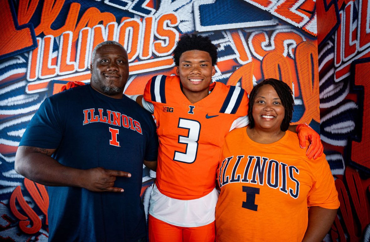 I-L-L 💙🧡 #FamILLy26