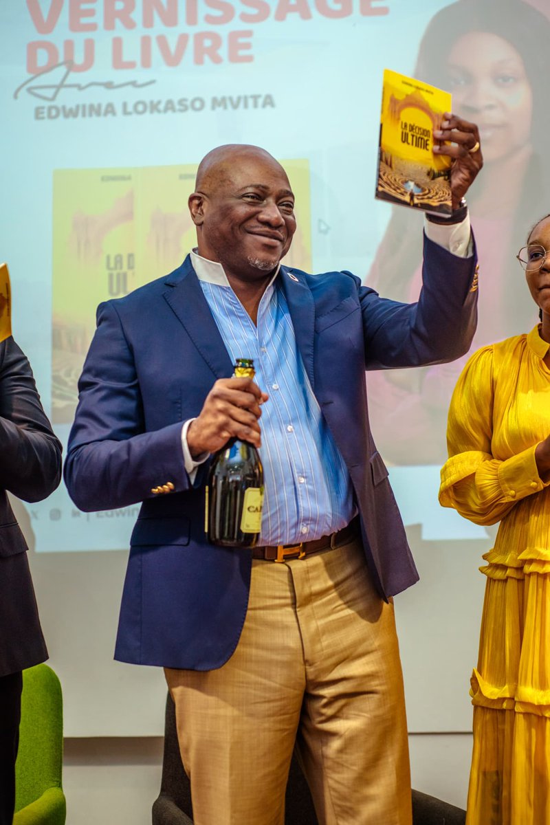 EdwinaLk1's tweet photo. Retour en images sur le vernissage de mon livre,La Décision Ultime, ce 7 juin à Silikin Village.
Un grand merci à tous les présents, et en particulier à S.E. Tosi Mpanu Mpanu, Conseiller principal du Chef de l’État, pour son soutien et sa présence inspirante. https://t.co/QSteMeS9JZ