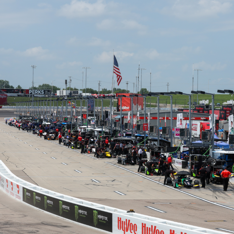 INDYNXT's tweet photo. Left turns only today at @INDYCARatIowa 🔄
 
Follow along with live timing and scoring all day ⬇️