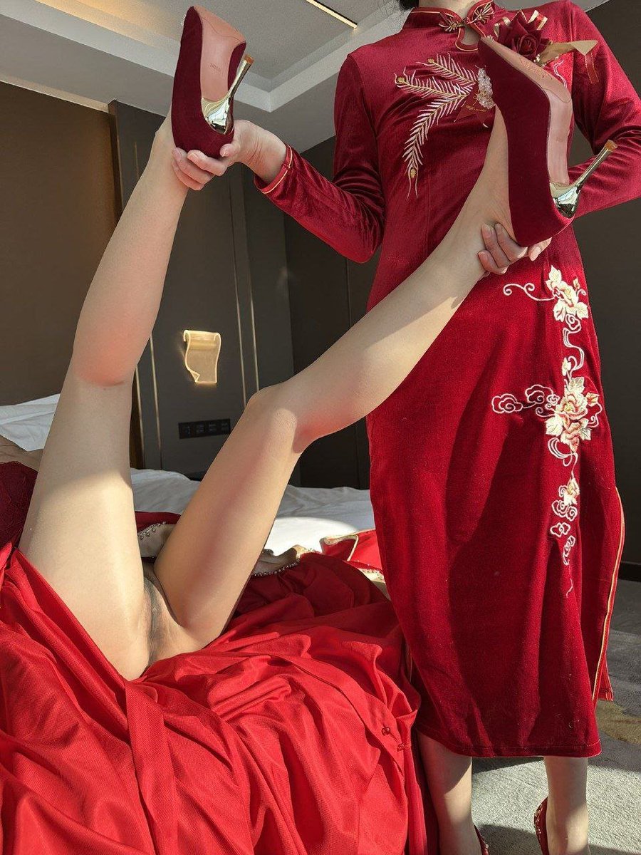 这样的新娘和丈母娘，不来个母女双飞？
